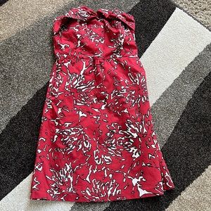 Limited strapless dress size 0. Excellent condition.